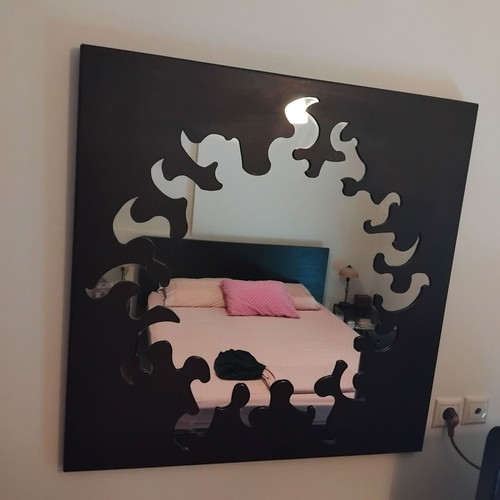 Artistic design mirror by Πιπερόριζα used