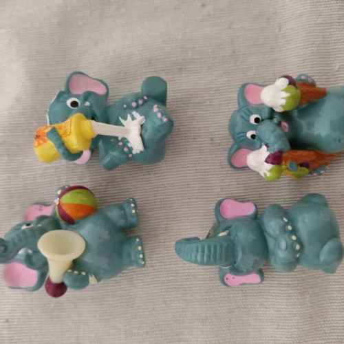 Kinder Surprise Elephants like new, set of 9 pcs, 3 cm