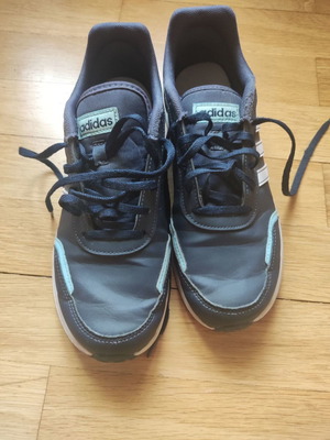 Adidas 381/3 αθλητικά μεταχειρισμένα, μπλε, μέγεθος 39, αδιάβροχα