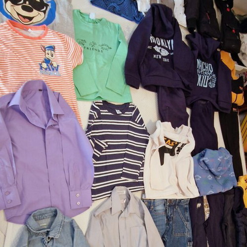 Boys' clothing pack like new, size 4 to 6, multicolor