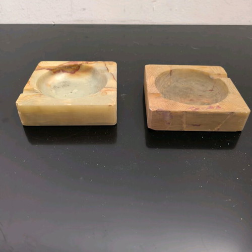 Marble ashtrays used, set of two with different colors