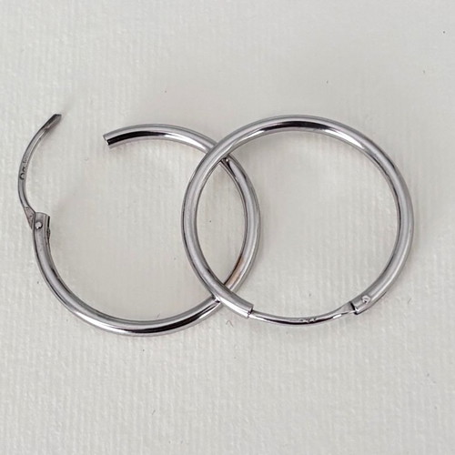 Hoop earrings white gold k14 like new