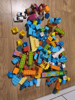 Building blocks with details, set of 100 pieces