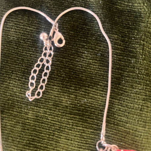Statement necklace with fuchsia red drops and gold chain used