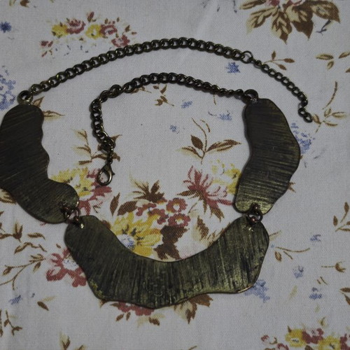 Necklace like new with colorful beadwork