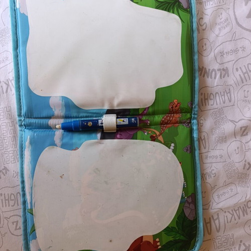 Painting mat like new with water marker and double-sided design