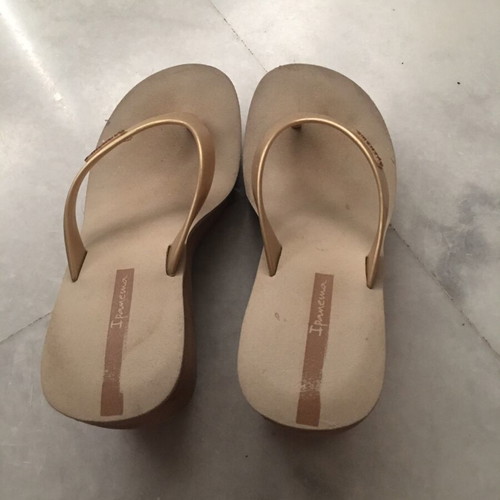 Ipanema platform sandals like new, size 36