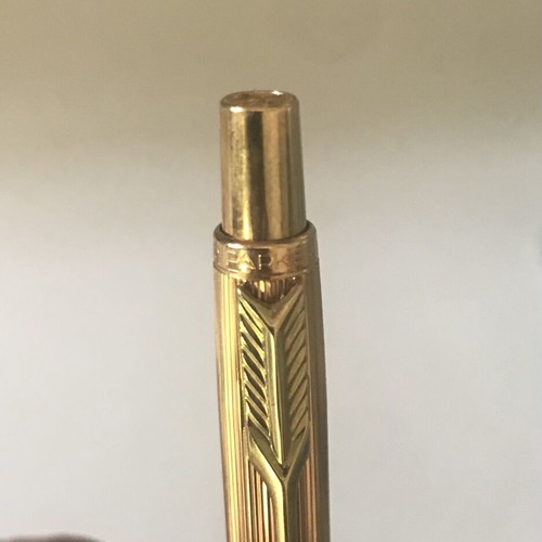 Parker pen in excellent condition from the 70s with box and exchange card