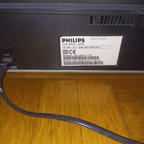 Philips VR171/16 video cassette recorder, used