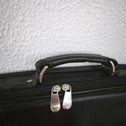 I-GEAR Laptop Bag 17" like new, black