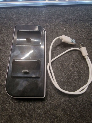 PS5 Usb Charging Dock like new