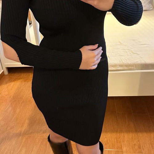 Zini Boutique fitted rib dress black like new with shoulder cutouts size L