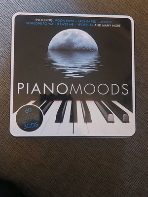 Piano Moods Collection 3CD like new, classical