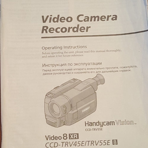 Sony Handyman CCD-TRV45E Video 8R used with case and cables