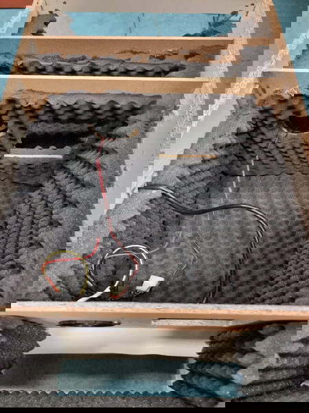 Ξύλινο κουτί για antminer s9 ιδιοκατασκευή για μείωση θορύβου