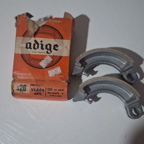 Vespa 150 brake pads new