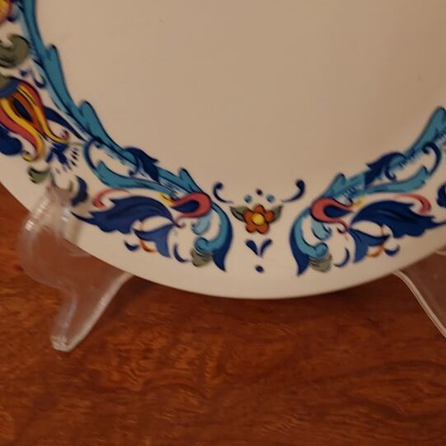 Villeroy&Boch Izmir Collectible Plate Set mint condition, 2 pieces