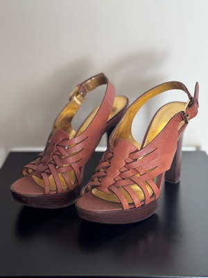 Ralph Lauren leather sandals used, tan color, size 38.5