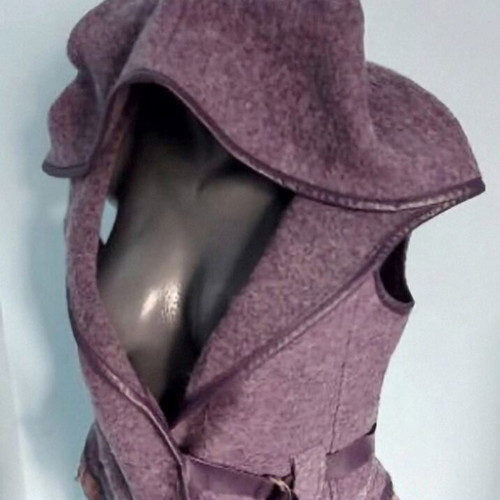 Culture designer bustier vest with hood, leather and pressed wool