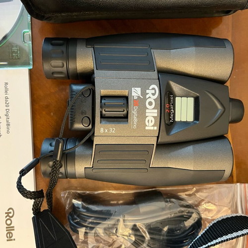 Rollei binoculars with digital camera new 8x32