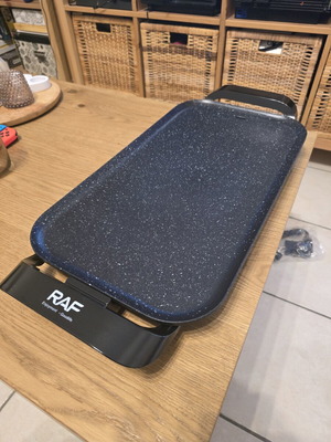 Electric BBQ machine 1800w with non-stick surface, new