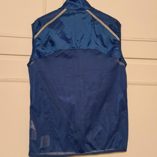 Vaat sleeveless sports jacket like new, blue, size M