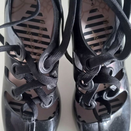 Melissa & Vivienne Westwood Heels Size 37 Black New