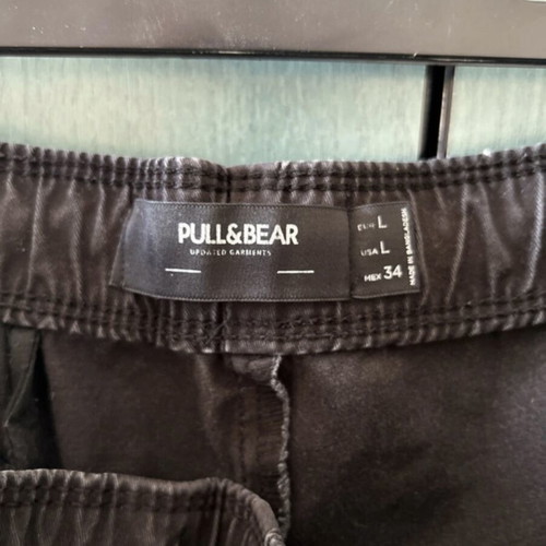Pull & Bear men's black cargo pants size L