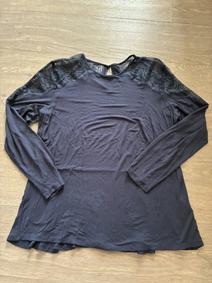 Ted Baker blouse with lace, blue
