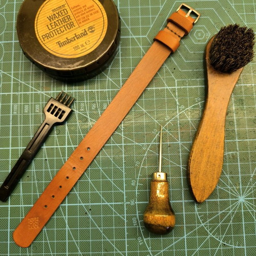 Handmade leather NATO watch strap, custom colors, 18-28mm