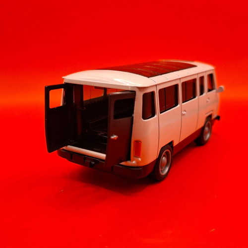 Van UAZ-452 type new with pull back mechanism
