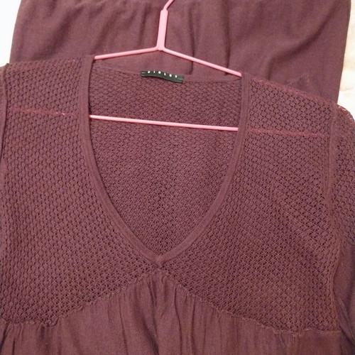 Knit dress used in burgundy Sisley size M