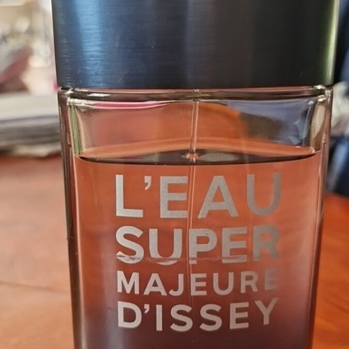 Issey Miyake Super Majeure Parfum Intense 100ml like new, authentic