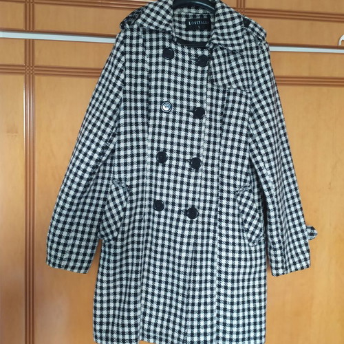 Checked coat used with buttons, size L
