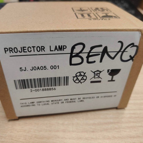 BenQ MP515 projector used with remote and new replacement lamp