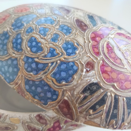 Vintage Royal Satsuma Porcelain Jewelry Box used, hand-painted with 24K gold