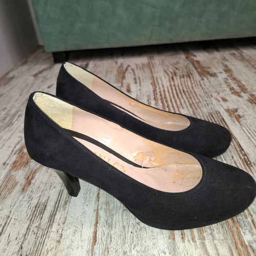 Rollini black suede pumps size 36, medium heel