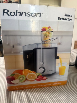 Rohnson Juice Extractor brand new with box