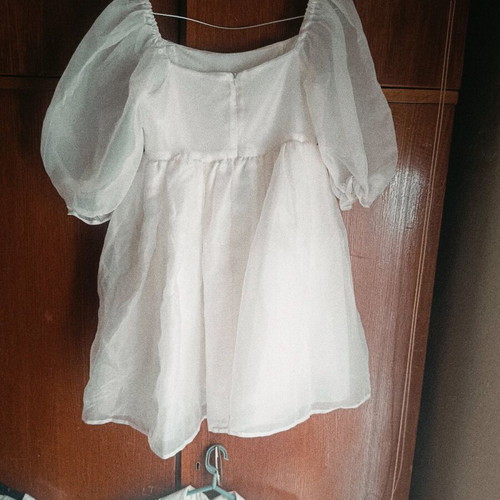 Luxury flower girl dress like new, white tulle for 10-year-old