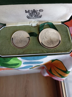 Cyprus Set 1 Pound & 500 Mils Proof 1976 like new