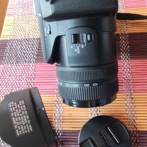 Leica V-Lux 1 κάμερα σαν καινούργια με 10.1 MP και ποιοτικό φακό