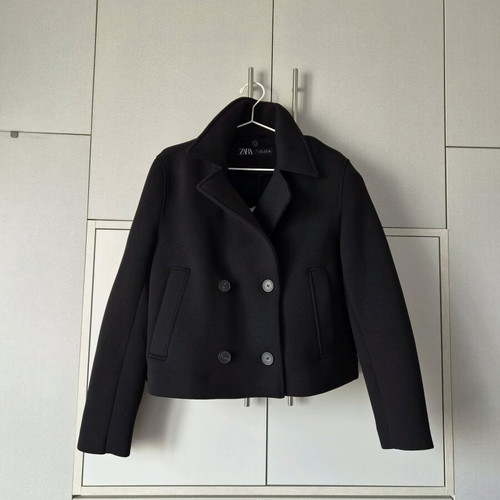 Zara 2-in-1 Outerwear with Detachable Hood Size L Like New