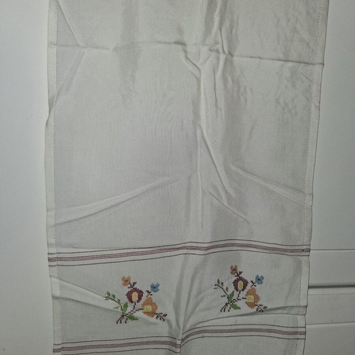 Embroidered table runner 110×45 cm like new with fringes