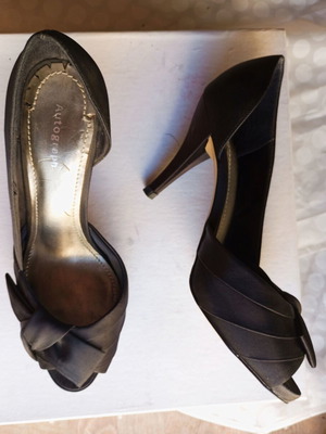 Marks & Spencer satin black pumps