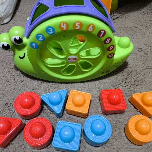 Fisher-Price educational turtle with shapes and numbers like new