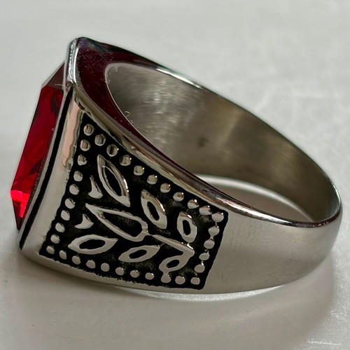 Red Stone Signet Ring size 12 brand new, 316L stainless steel