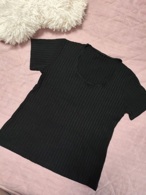 Black striped t-shirt used, size S