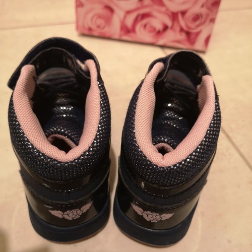 Lelli Kelly kids sneakers boots used with pink stars, size 30, blue