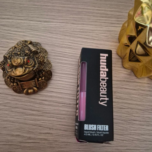 Huda Beauty Blush Filter Bubblegum new