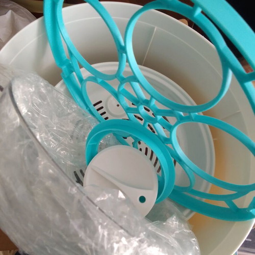 Bebe Pharm sterilizer, warmer and steam cooker like new with free tweezer